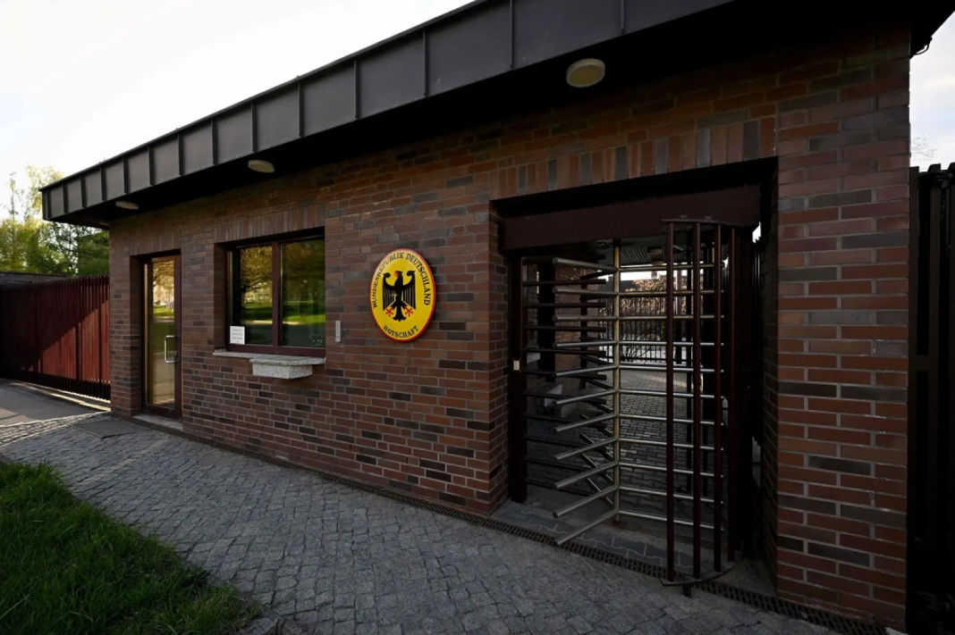 Rusia dëbon diplomat gjerman në Moskë pas masës së Berlinit